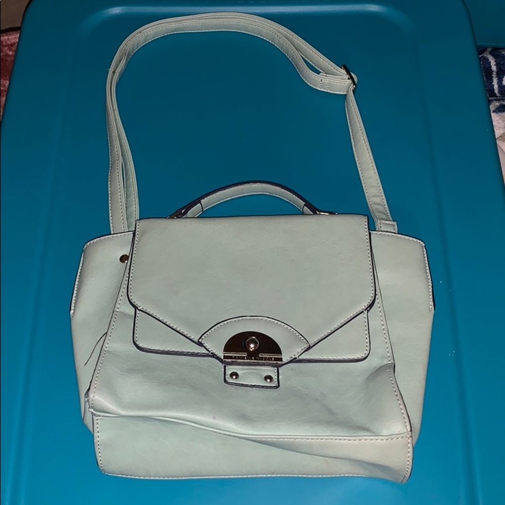 Danielle Nicole Satchel